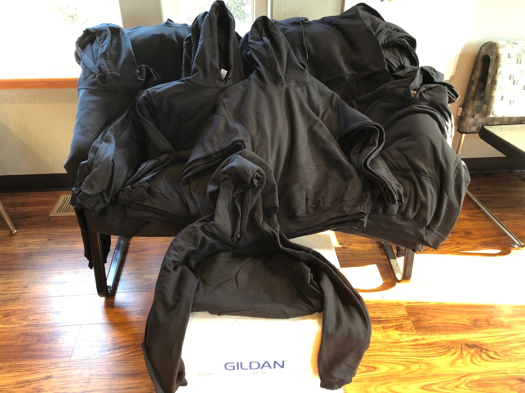 Warming Hearts: A Compassionate Initiative to Provide Sweatshirts for Local School Children in Need