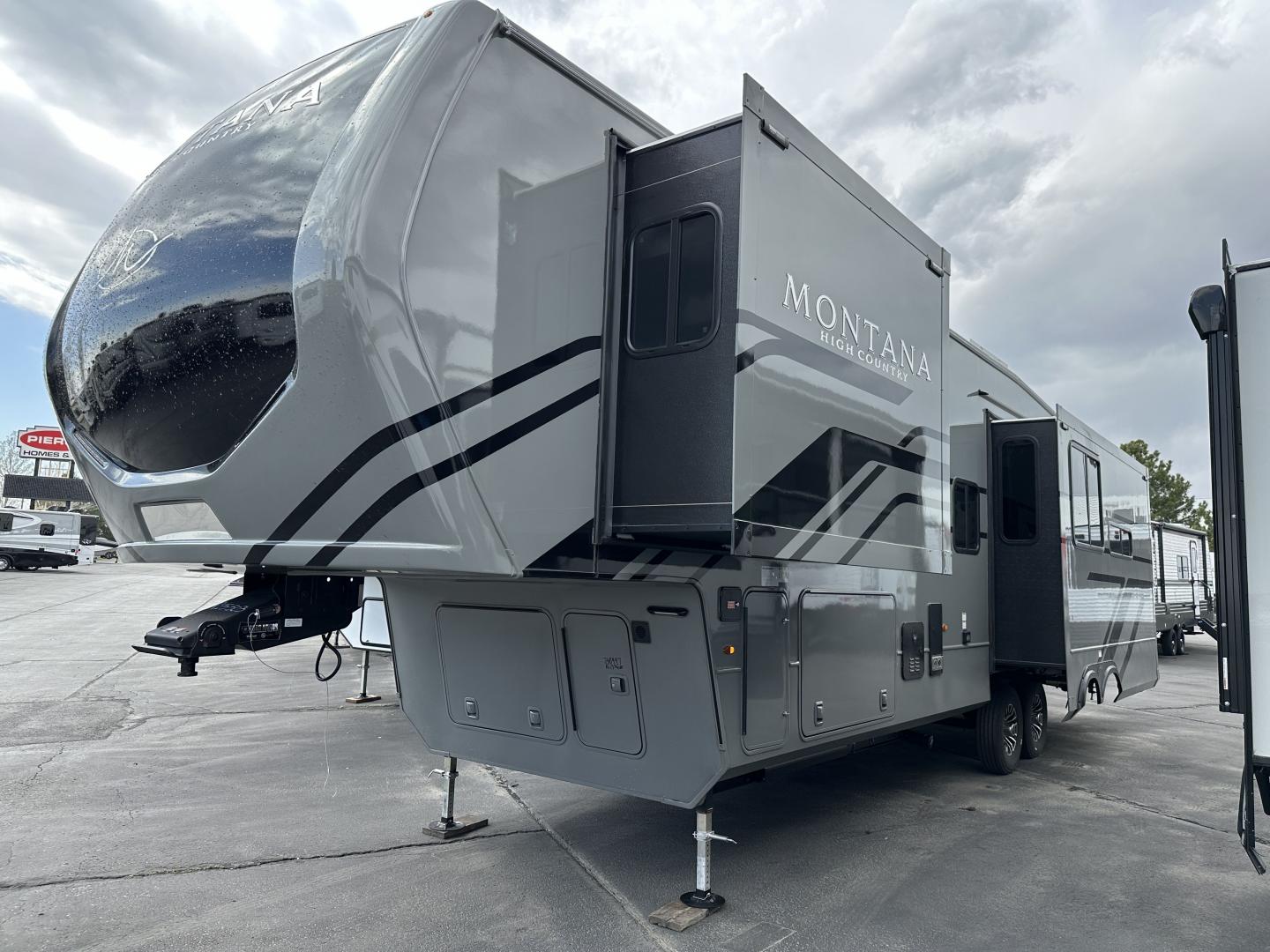 2025 Keystone Montana High Country 325RK for Sale in Great Falls, MT