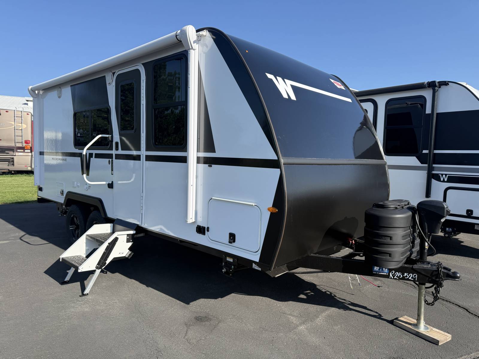 2026 Winnebago Micro Minnie 2108ds