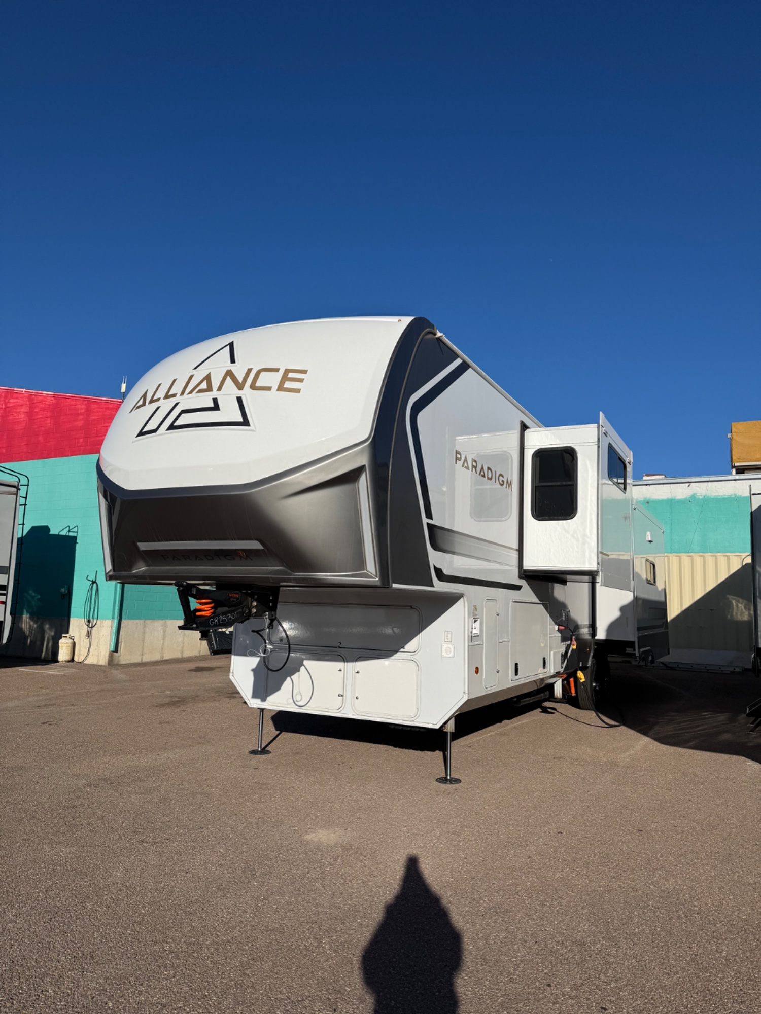 2025 Alliance Rv Paradigm 370fb