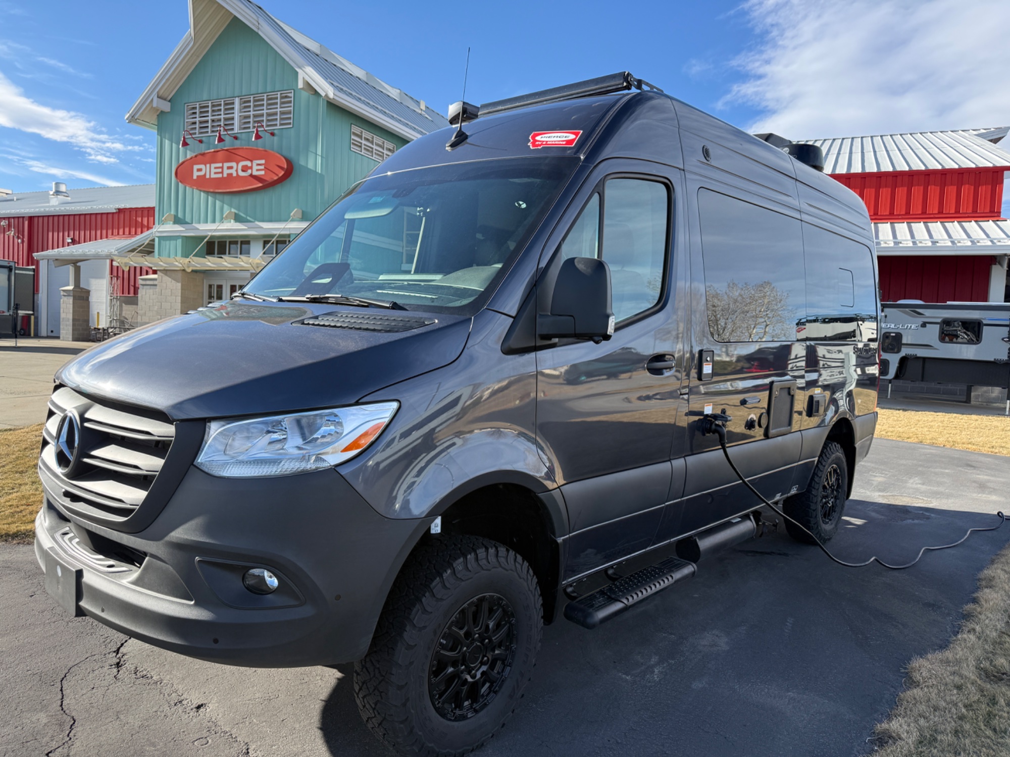 2026 Thor Motor Coach Sanctuary 19p