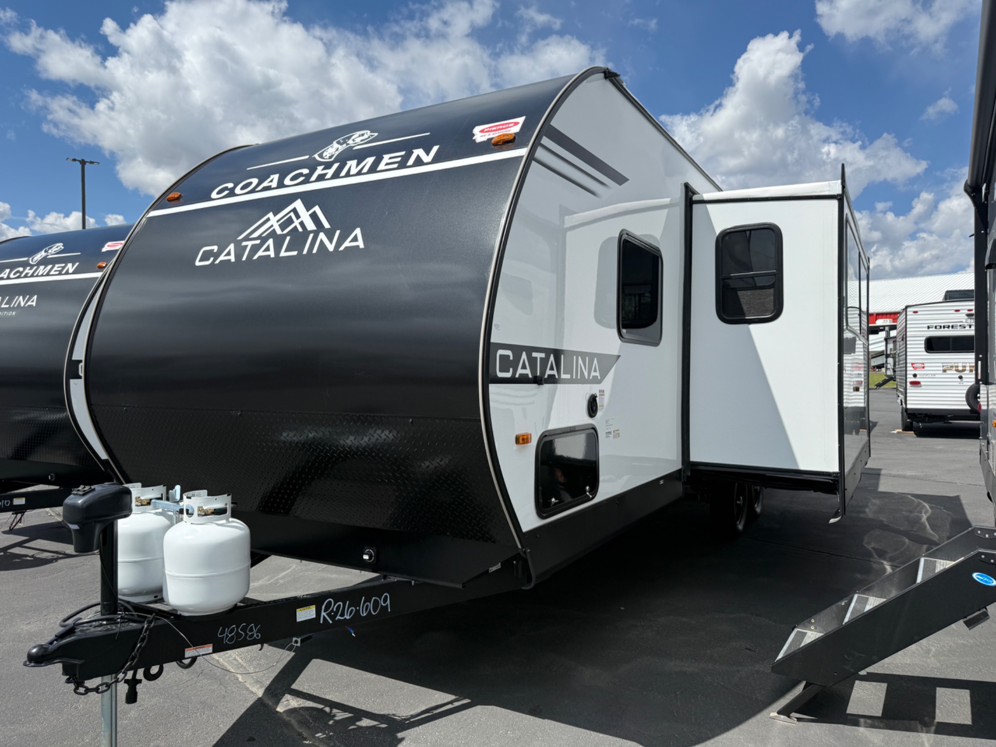 2026 Coachmen Catalina Summit Series 8