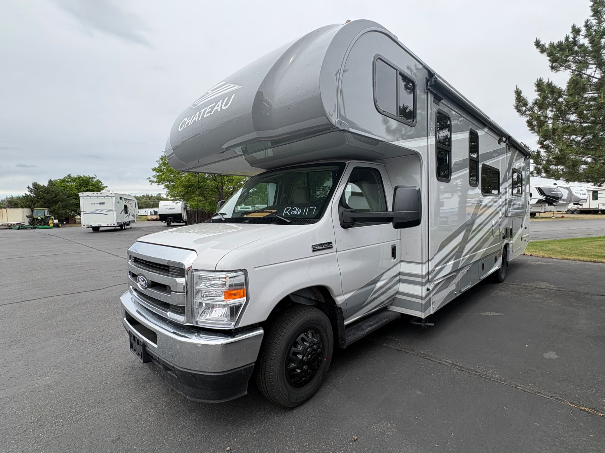 2027 Thor Motor Coach Chateau
