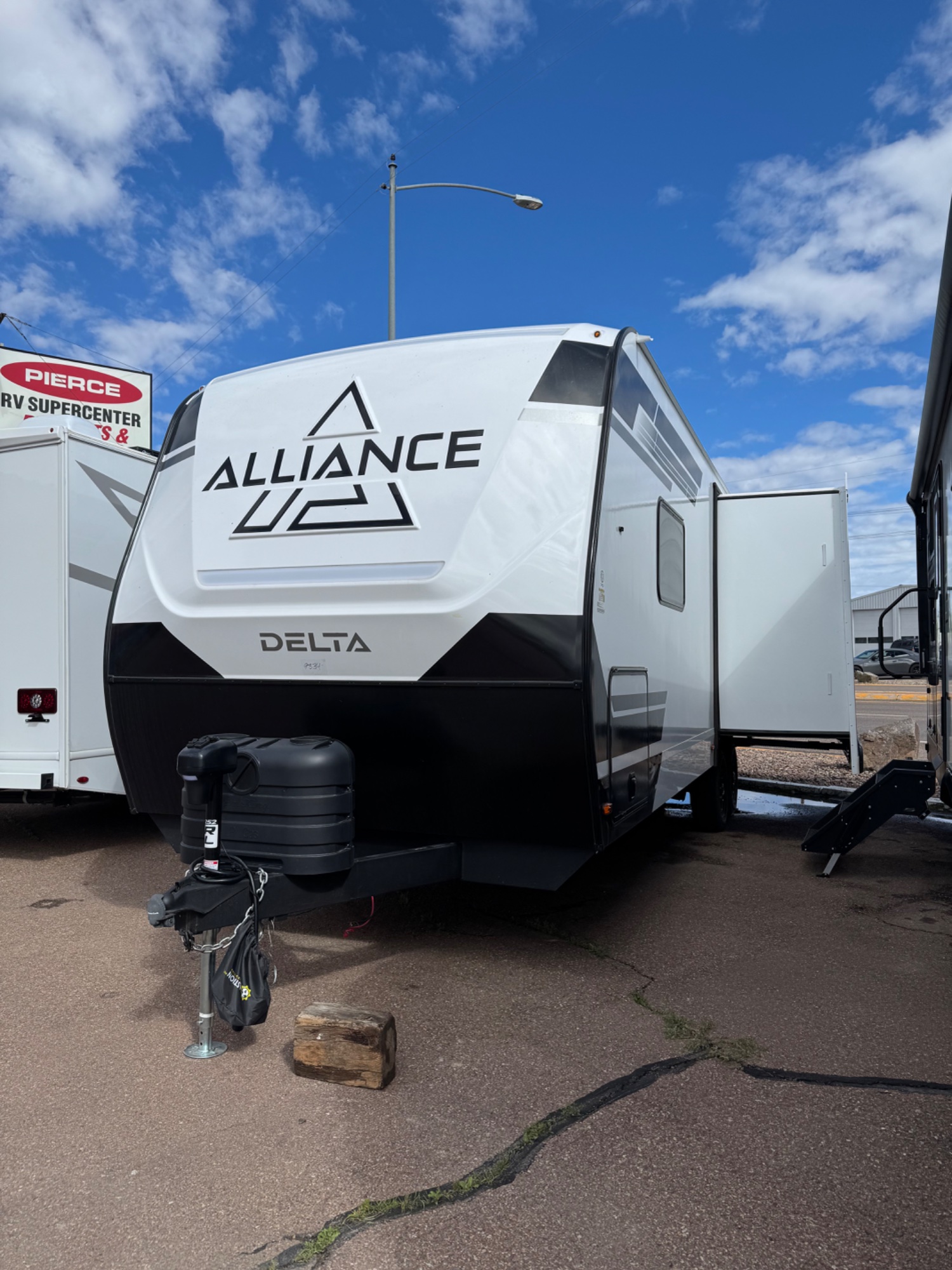 2027 Alliance Rv Delta 252rl