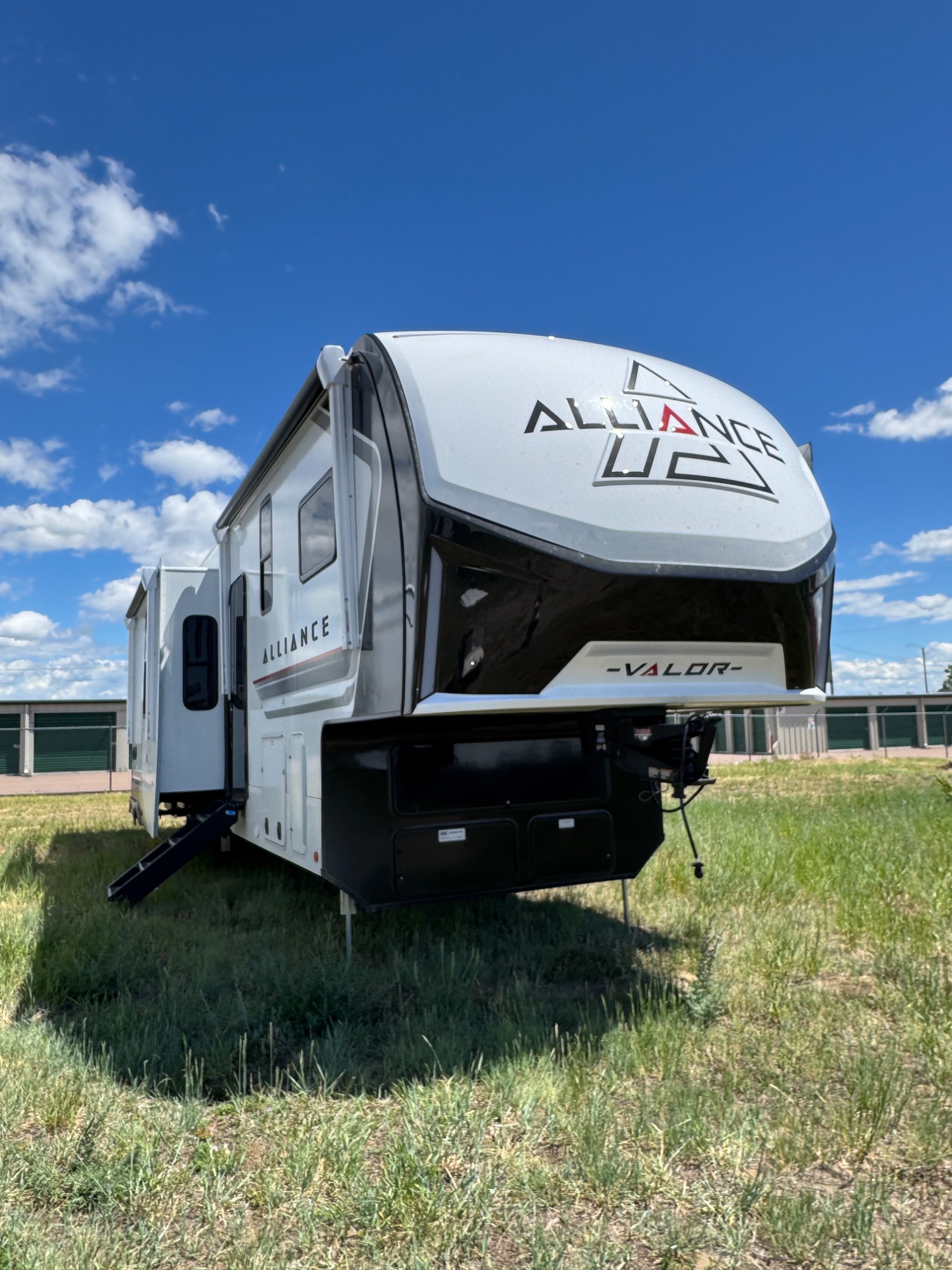 2027 Alliance Rv Valor
