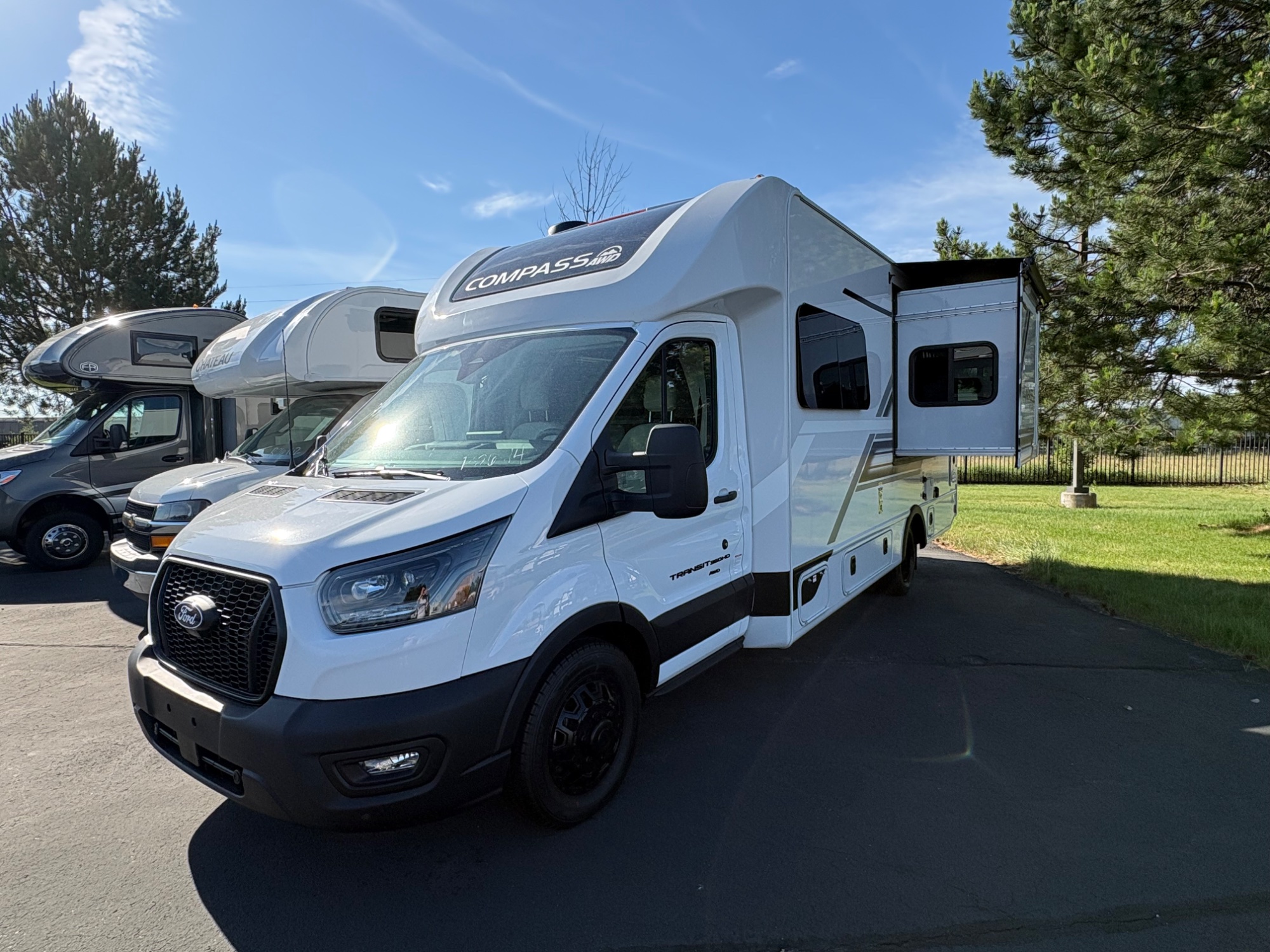 2027 Thor Motor Coach Compass