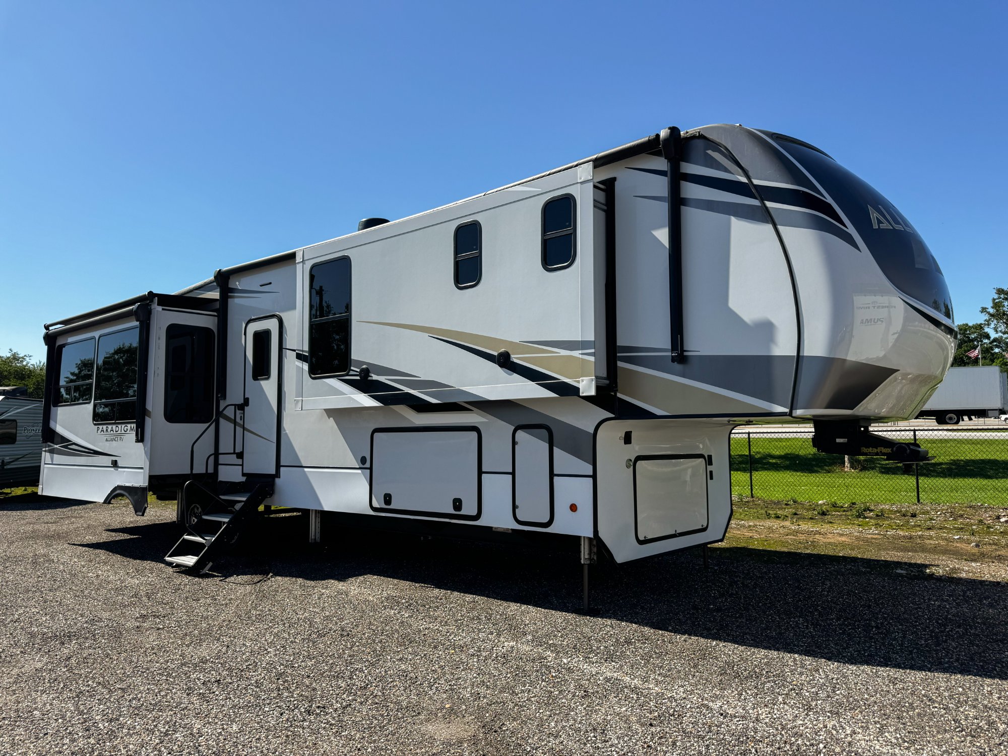 2021 Alliance Rv Paradigm 370fb