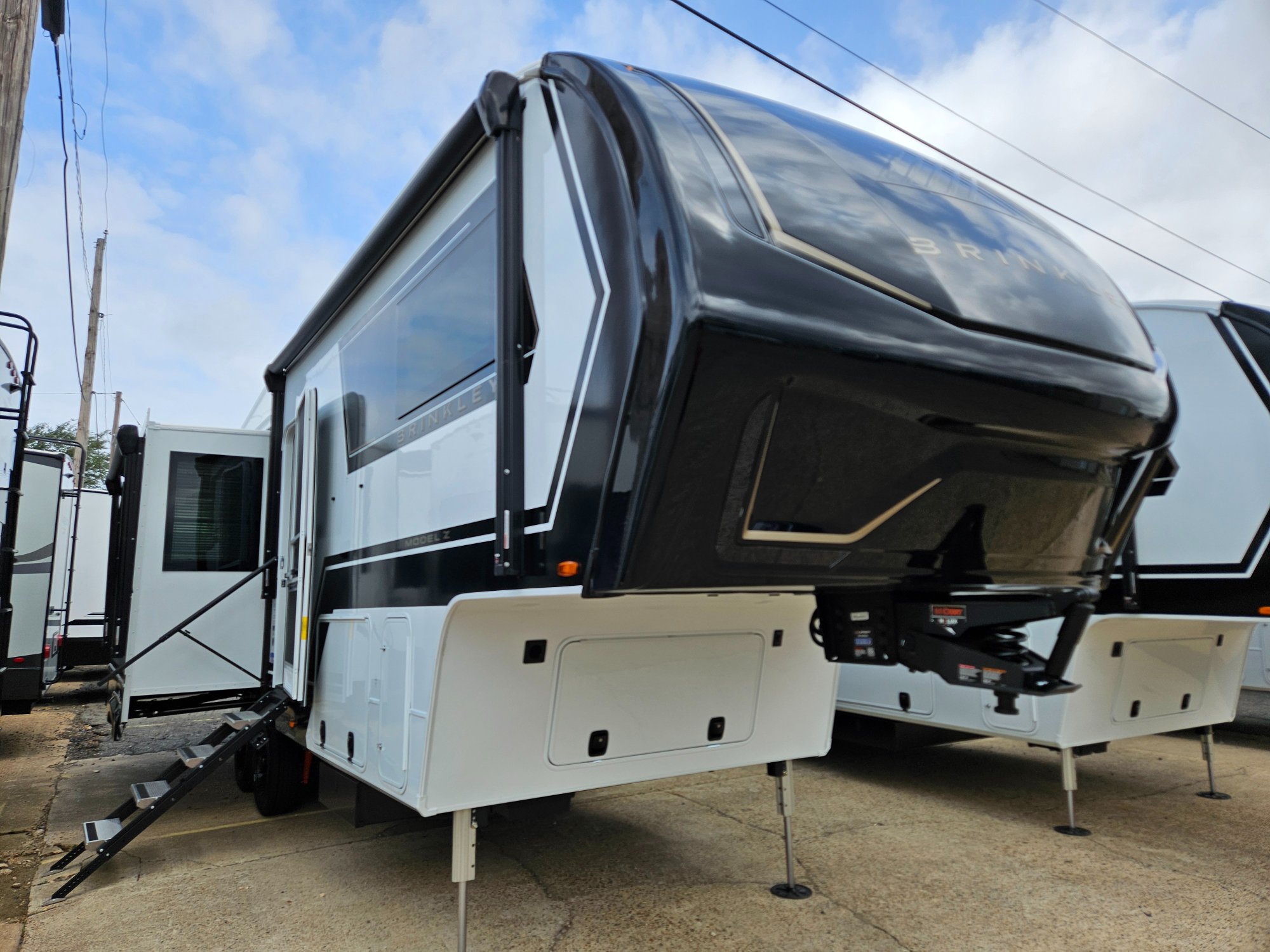 2026 Brinkley Model Z