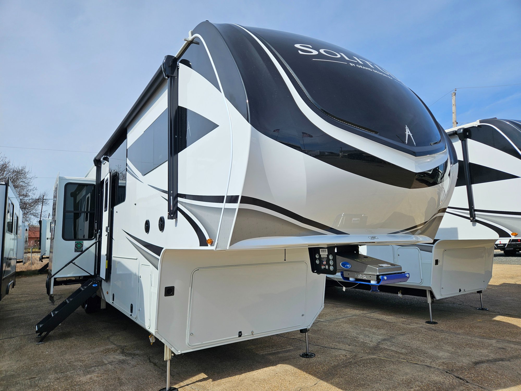 2026 Grand Design Solitude 390RK for Sale in Bossier City, LA
