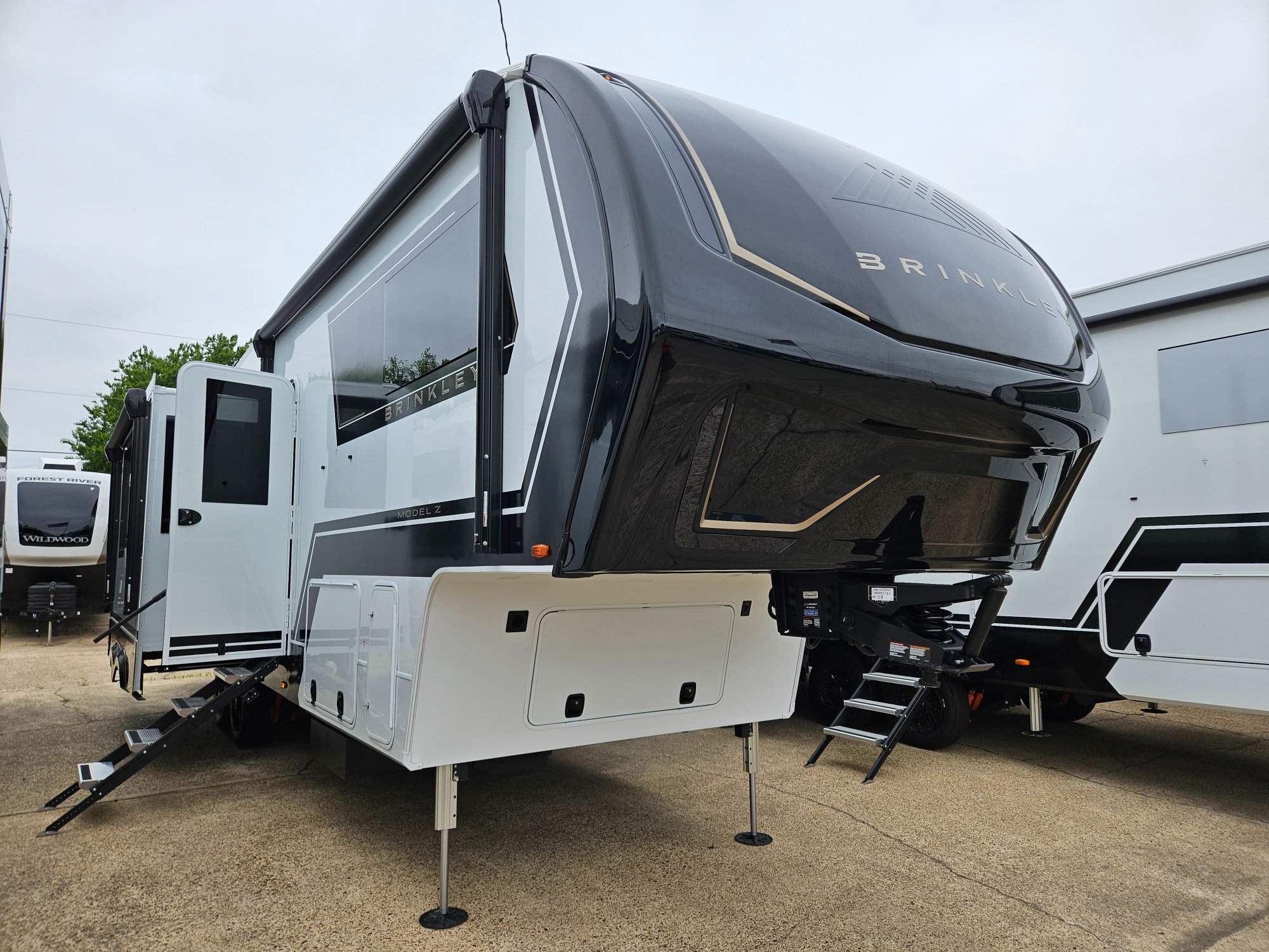 2026 Brinkley Model Z