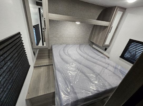 Travel Trailer With Slide 3