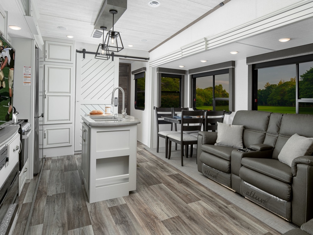 Keystone fifth wheel