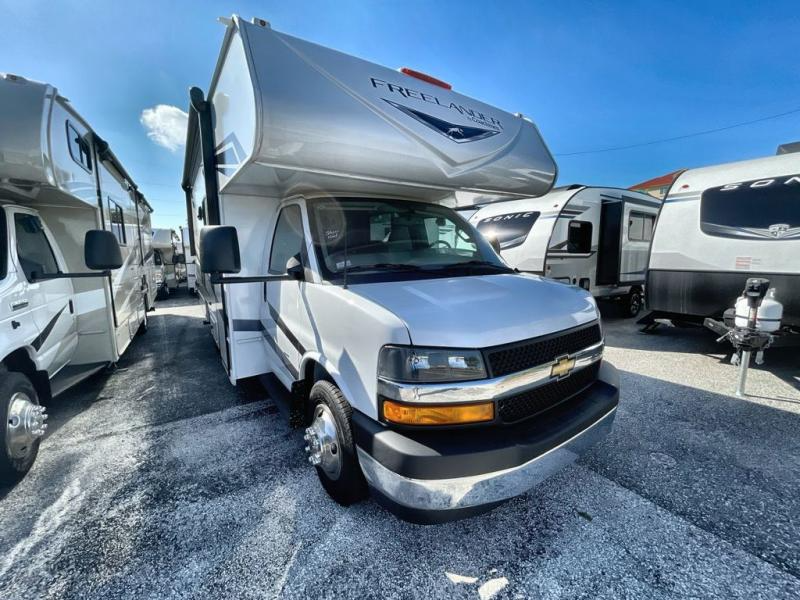 Coachmen Freelander class C motorhome main image