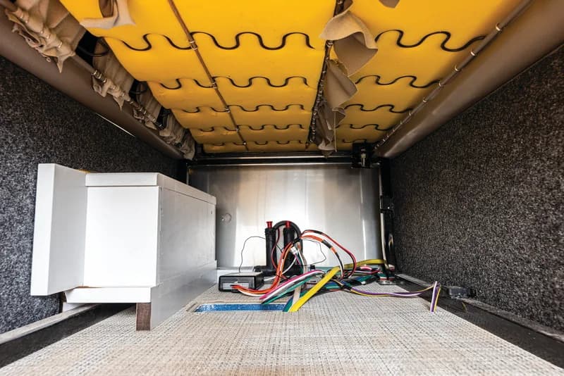 2025 Airstream Classic 28RB interior — lounge