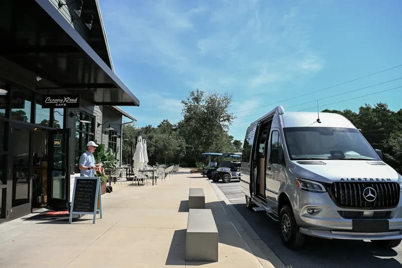 2026 Airstream Interstate 19GT interior