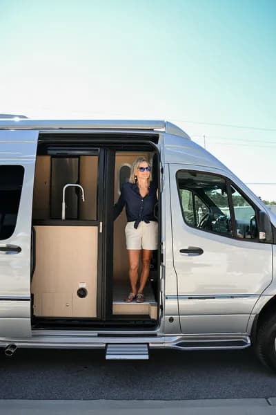 2026 Airstream Interstate 19GT interior
