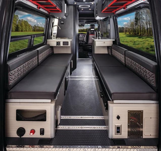 2025 Airstream Interstate 19X interior