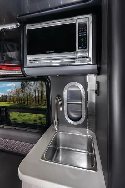 2025 Airstream Interstate 19X interior