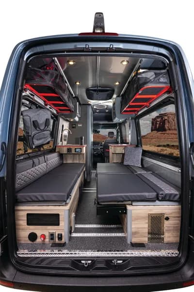 2025 Airstream Interstate 19X studio exterior — rear