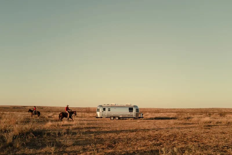 2026 Airstream Stetson+6666 Special Edition 27FB interior
