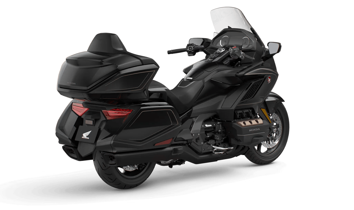 2027 Honda Gold Wing Tour Automatic DCT in Black — gallery view