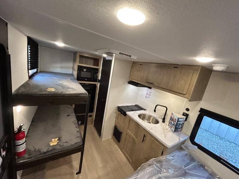 2018 Forest River 2018 Forest River Cherokee Grey Wolf - thumbnail 12