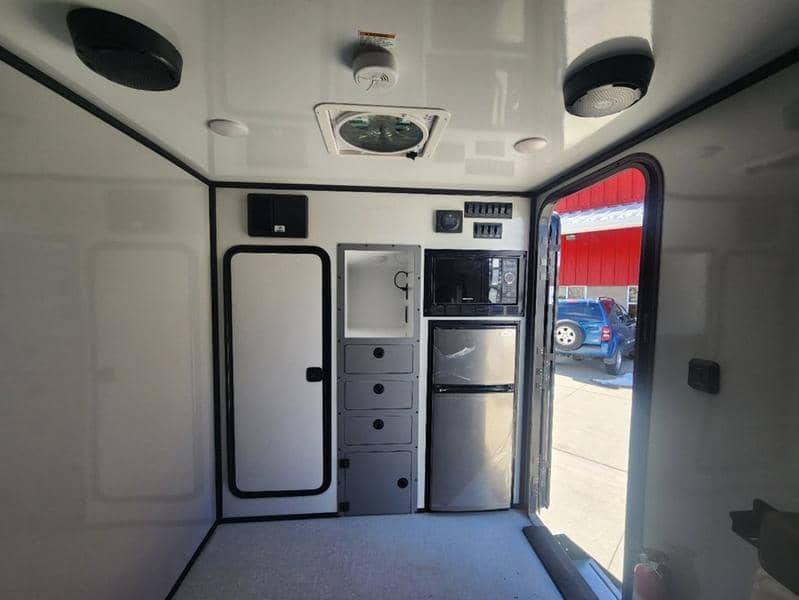 2023 Encore RV 2023 Encore RV Rogue - thumbnail 9