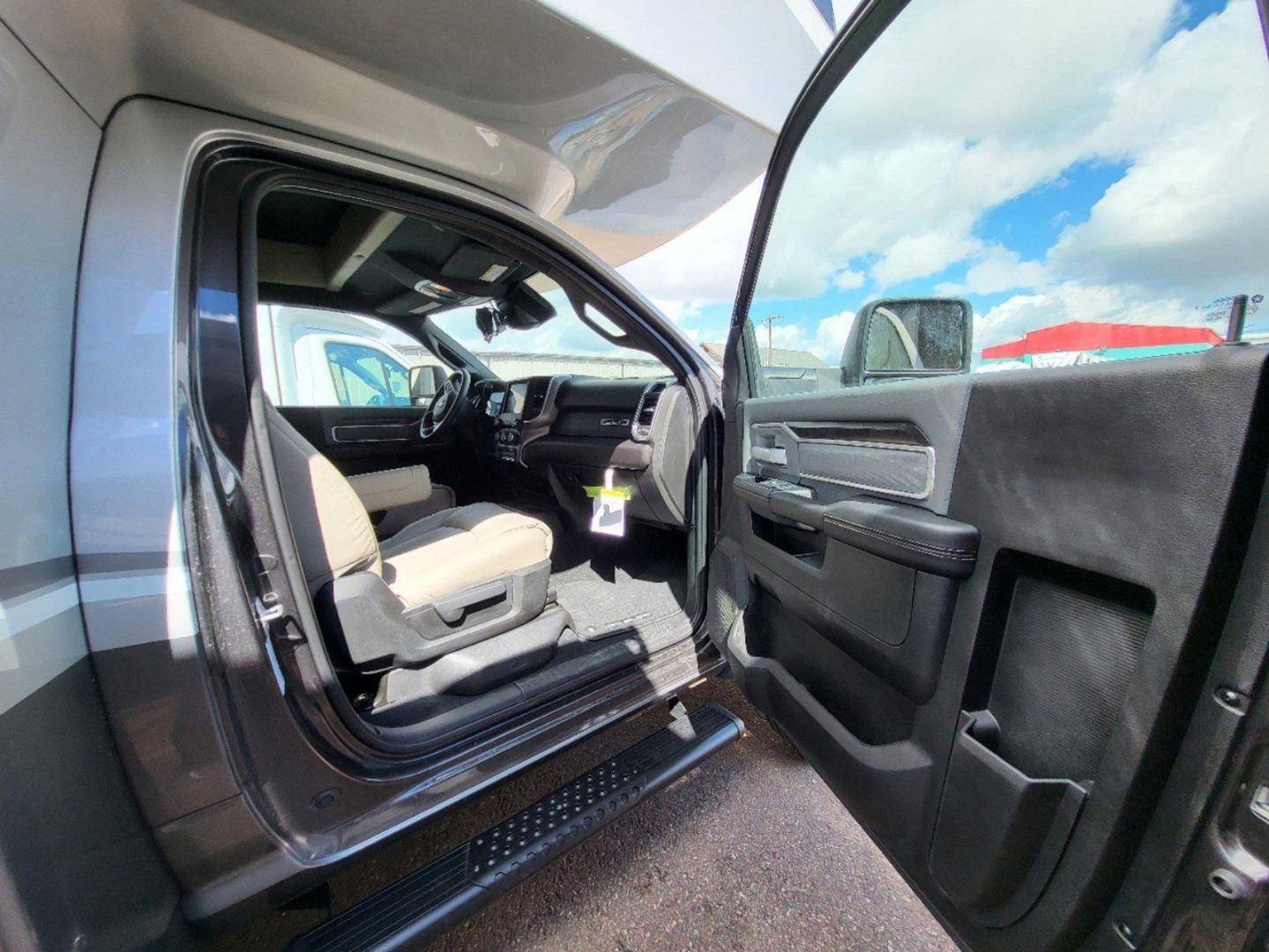 2025 Dynamax 2025 Dynamax Isata 5 - thumbnail 9