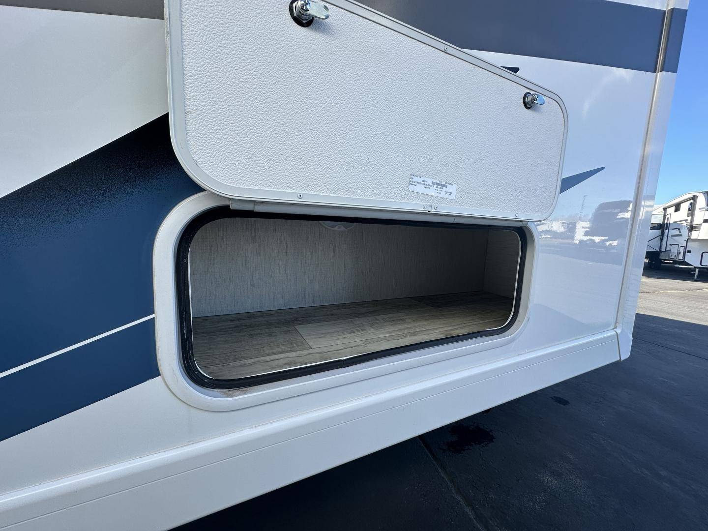 2025 Thor Motor Coach 2025 Thor Motor Coach Chateau - thumbnail 12