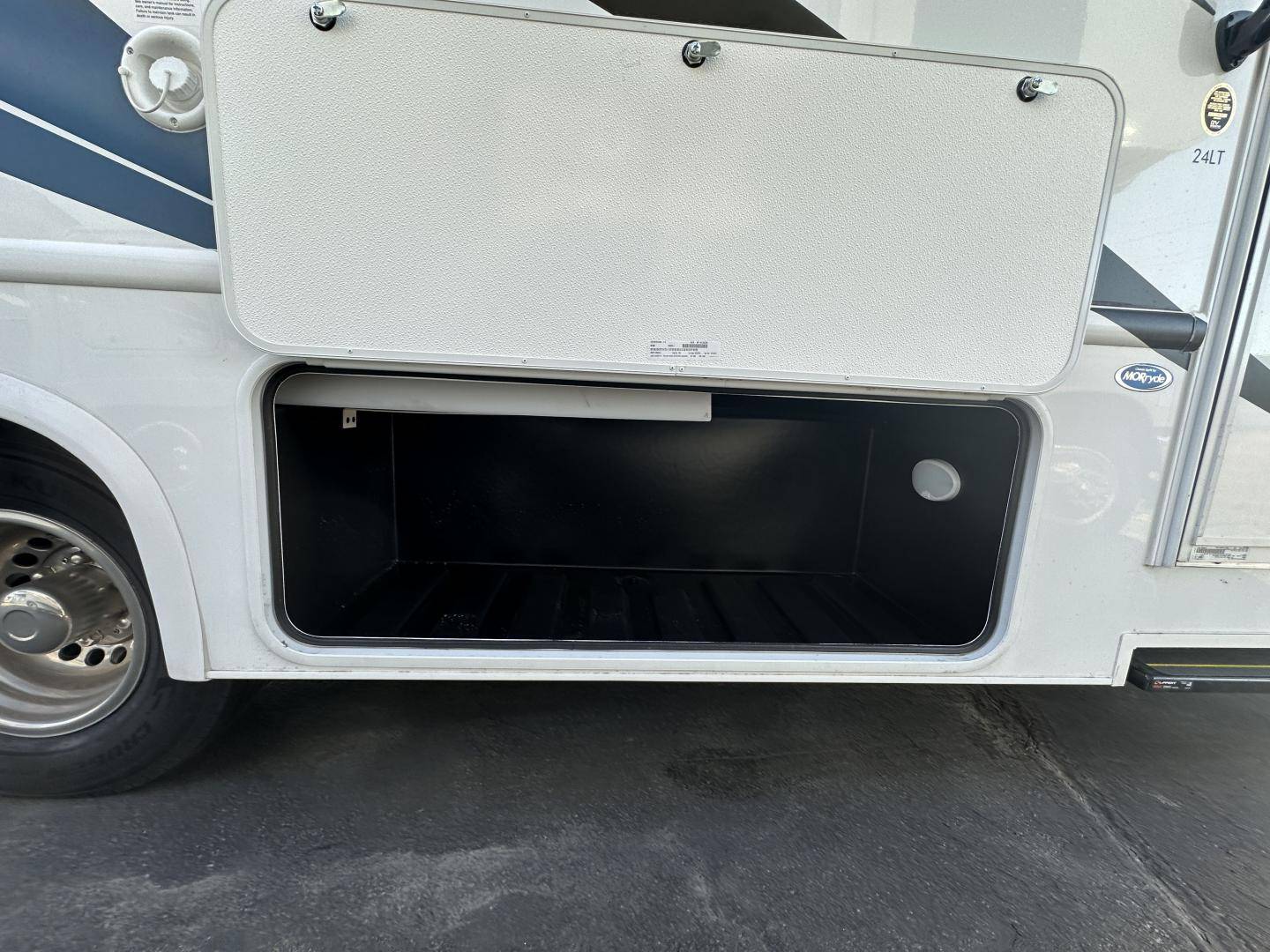 2025 Thor Motor Coach 2025 Thor Motor Coach Chateau - thumbnail 17