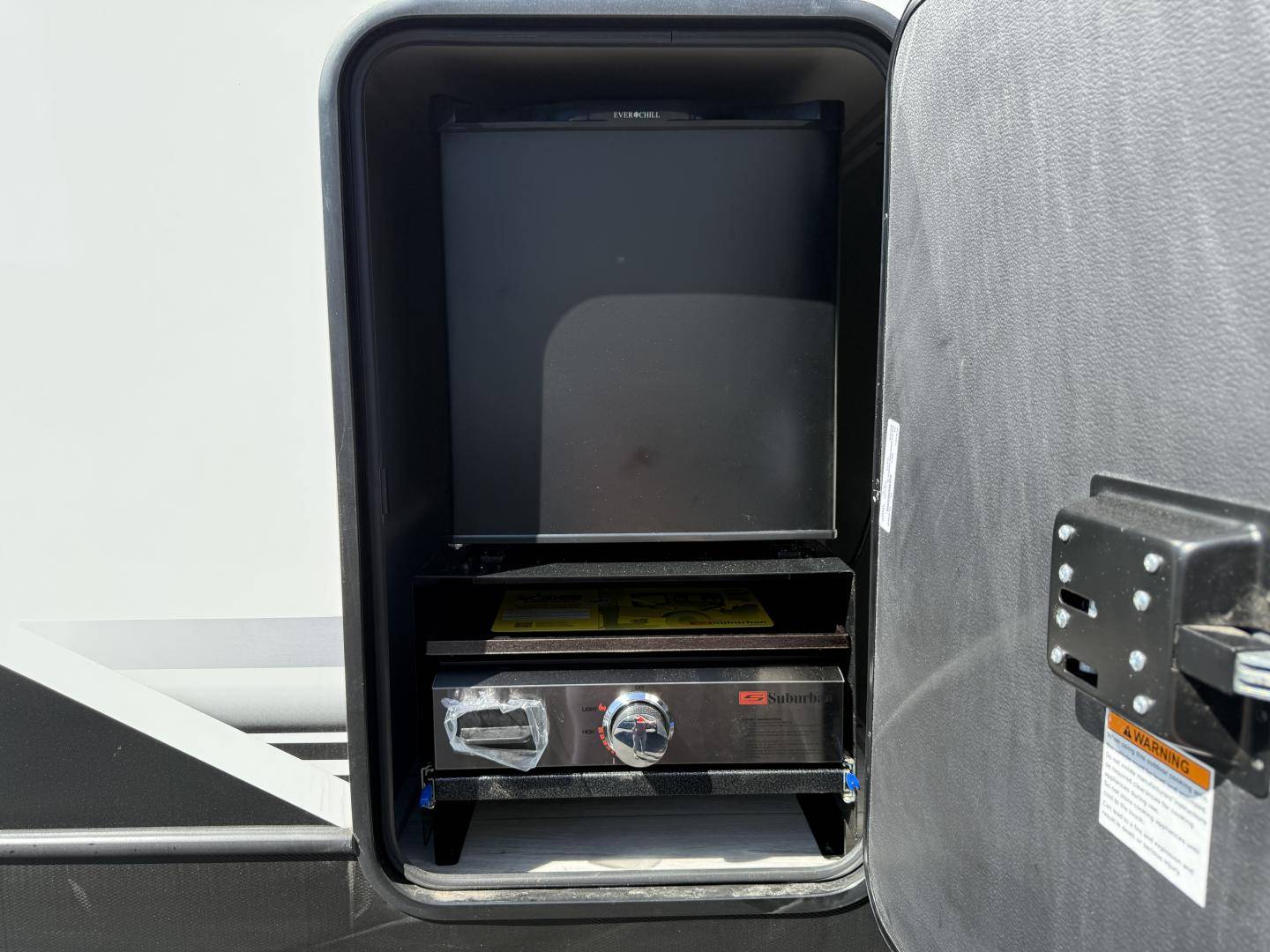 2025 Keystone RV 2025 Keystone RV Montana High Country - thumbnail 8