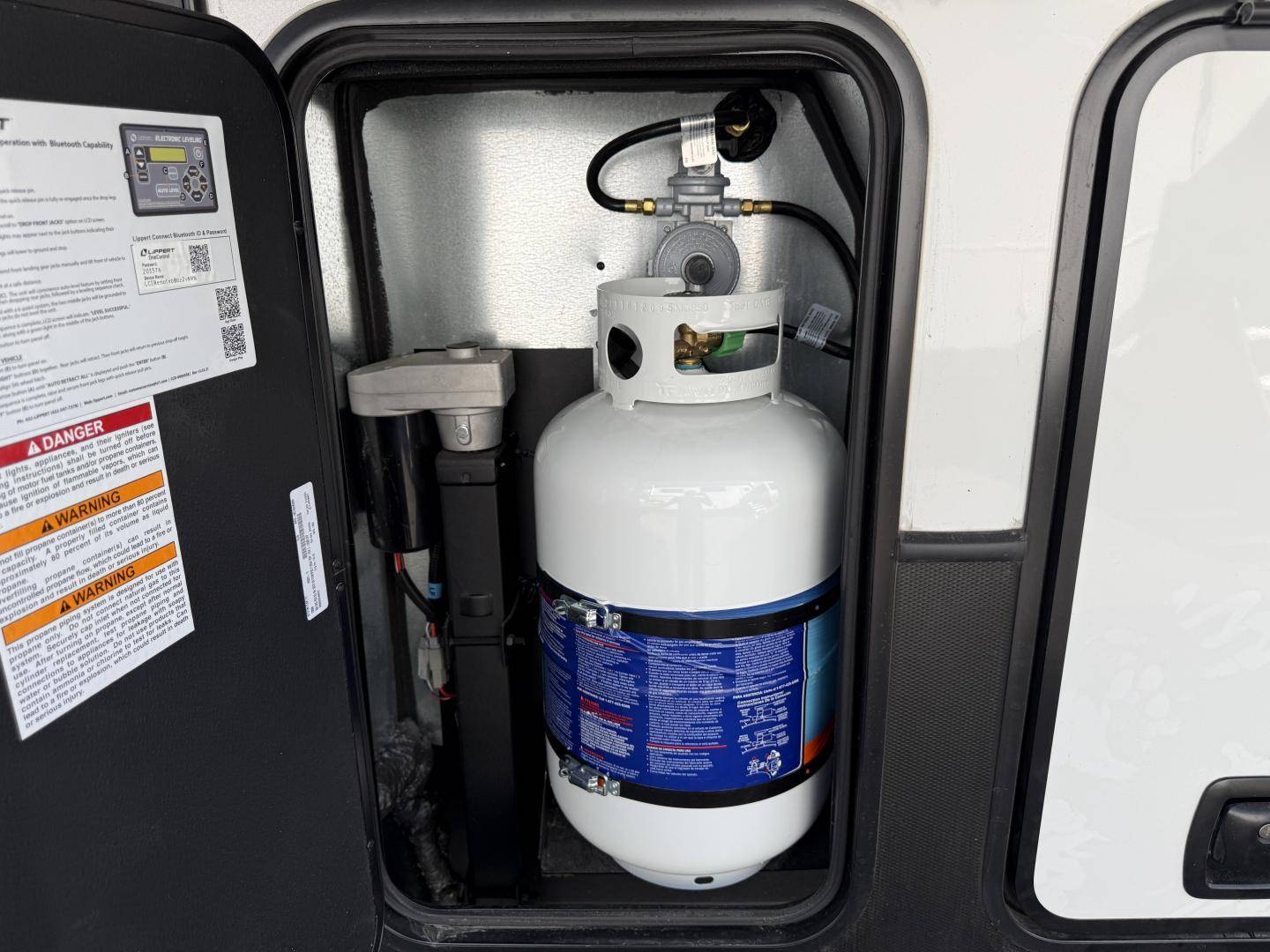 2025 Keystone RV 2025 Keystone RV Montana High Country - thumbnail 14