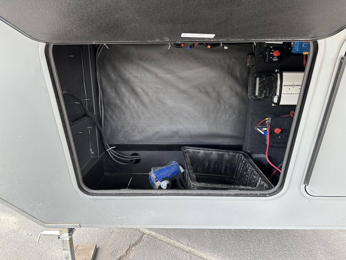 2025 Keystone RV 2025 Keystone RV Montana - thumbnail 7