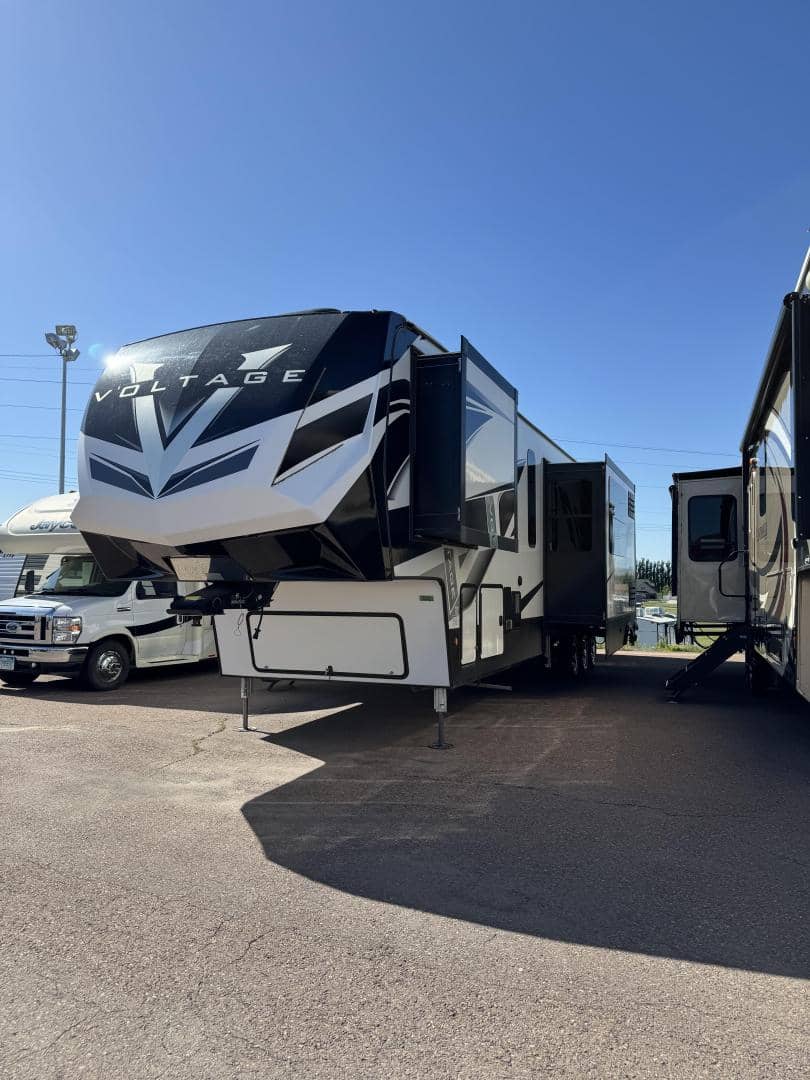 2022 Keystone RV 2022 Keystone RV Voltage - thumbnail 2