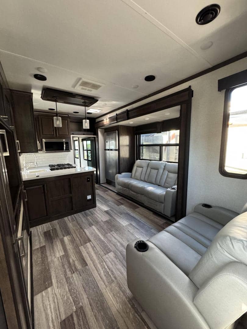 2022 Keystone RV 2022 Keystone RV Voltage - thumbnail 6