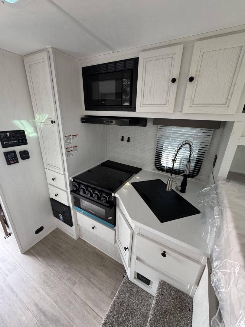 2025 Palomino 2025 Palomino Backpack Truck - thumbnail 12