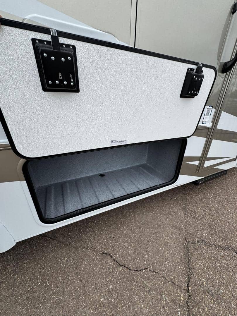 2025 Forest River RV 2025 Forest River RV Sunseeker - thumbnail 6