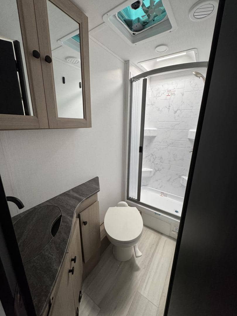 2025 Forest River RV 2025 Forest River RV Sunseeker - thumbnail 13