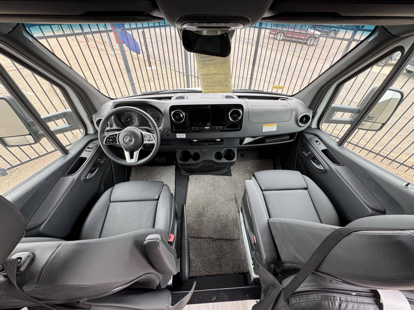 2025 Forest River RV 2025 Forest River RV Sunseeker - thumbnail 16