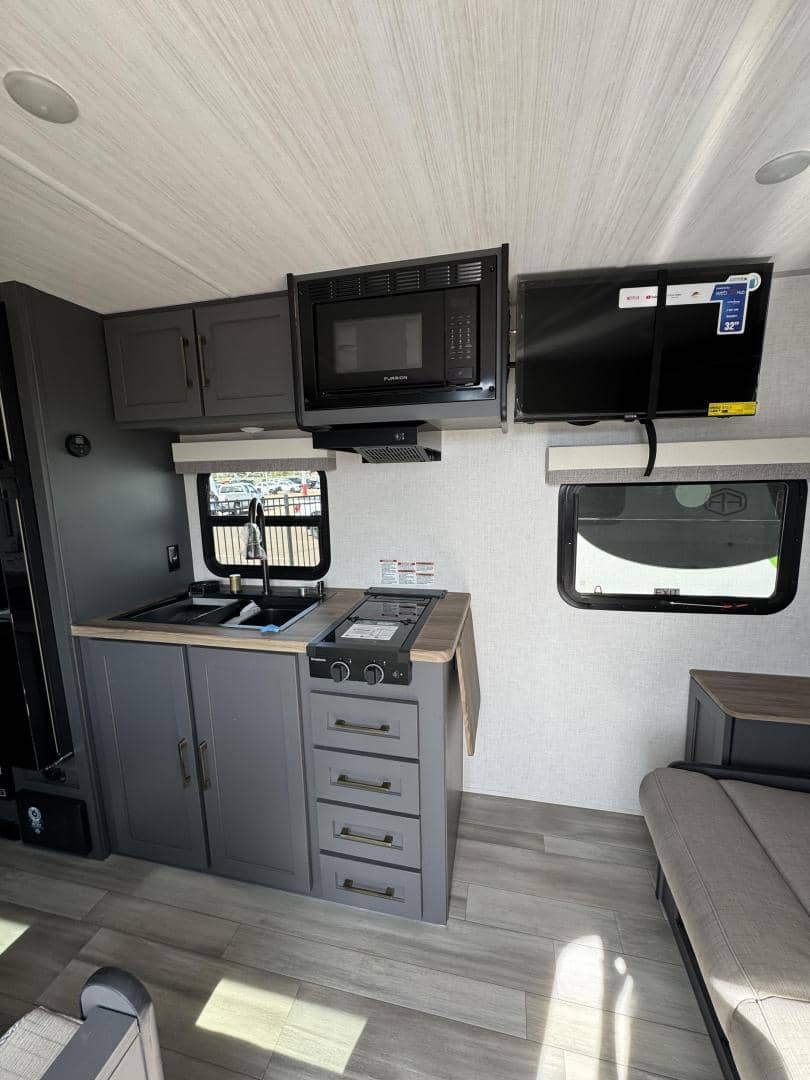 2025 Forest River RV 2025 Forest River RV Ibex - thumbnail 14