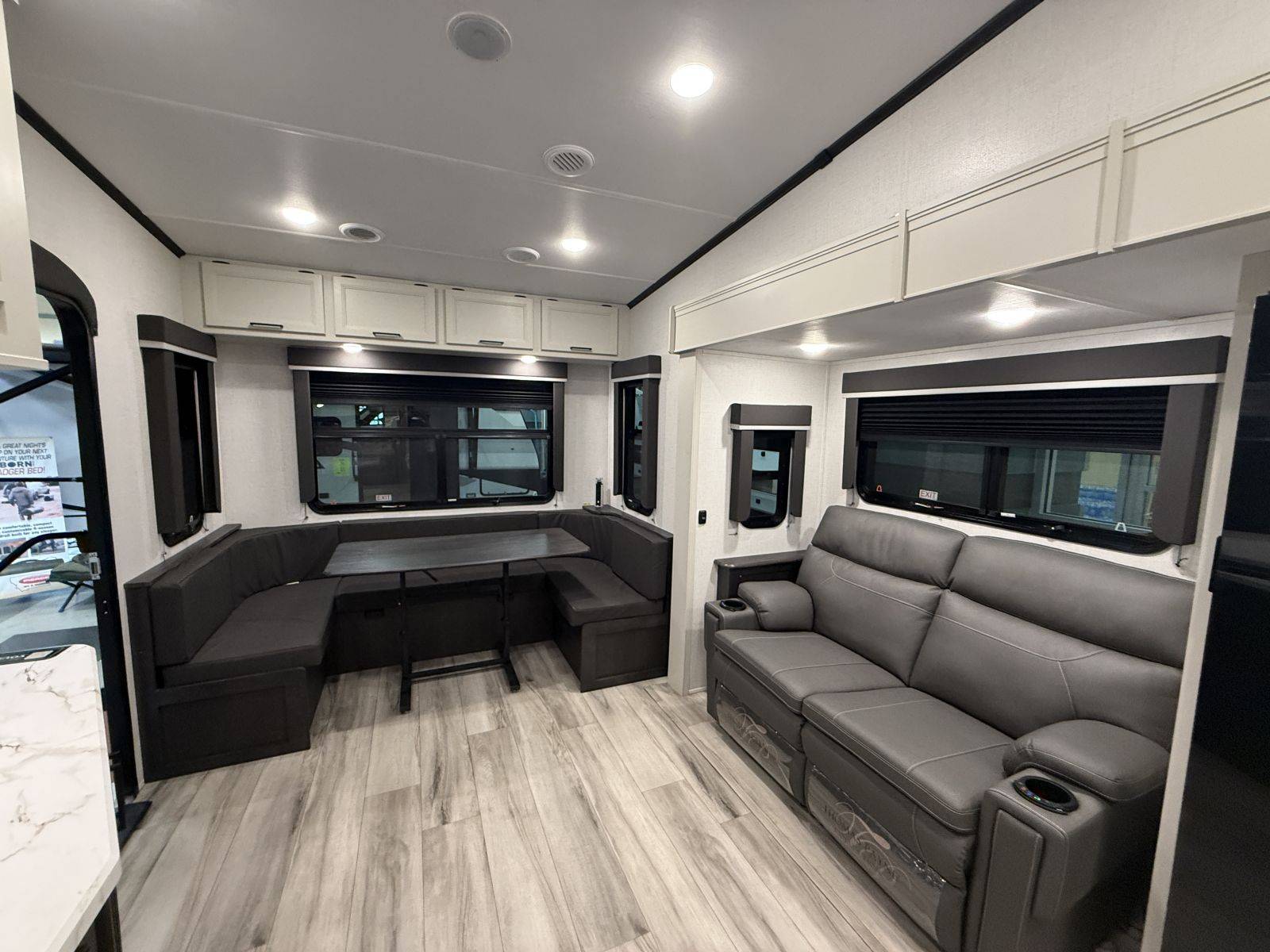 2026 Keystone RV 2026 Keystone RV Arcadia Select - thumbnail 15