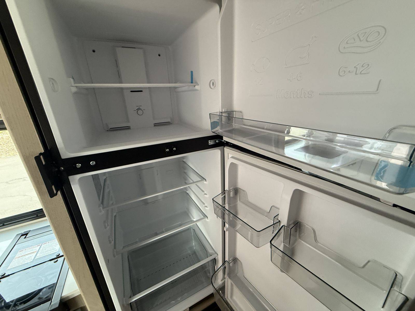 2025 Winnebago 2025 Winnebago Micro - thumbnail 15