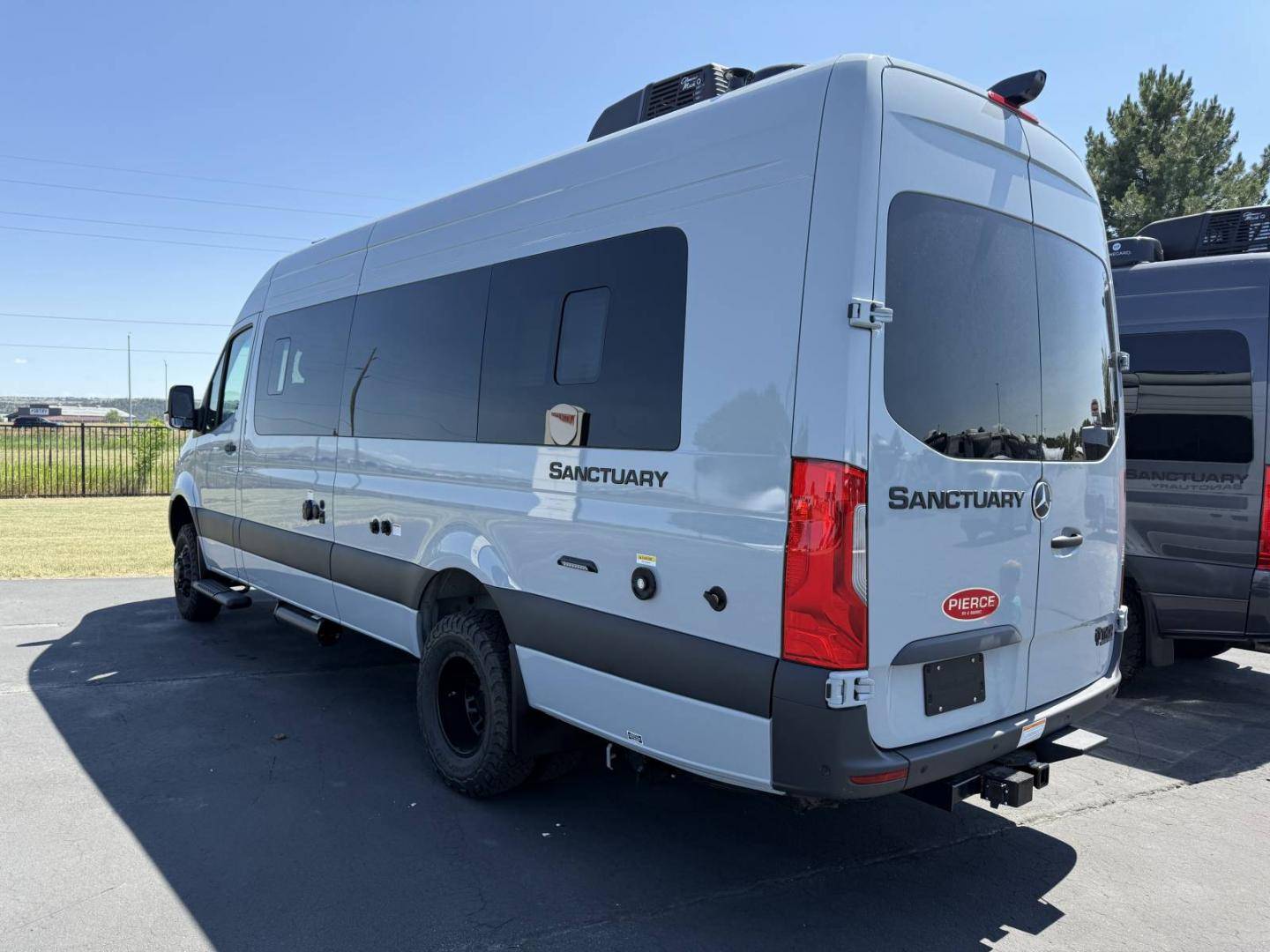 2026 Thor Motor Coach 2026 Thor Motor Coach Sanctuary - thumbnail 5