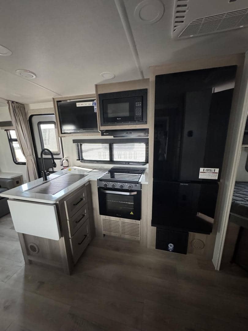 2026 Forest River RV 2026 Forest River RV Rockwood Mini Lite - thumbnail 9