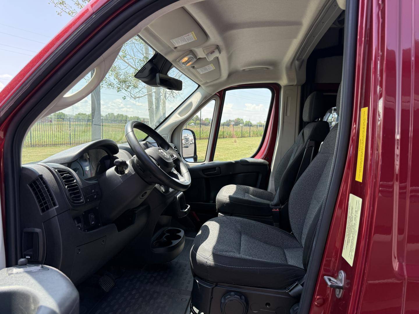 2023 Winnebago 2023 Winnebago Solis - thumbnail 6