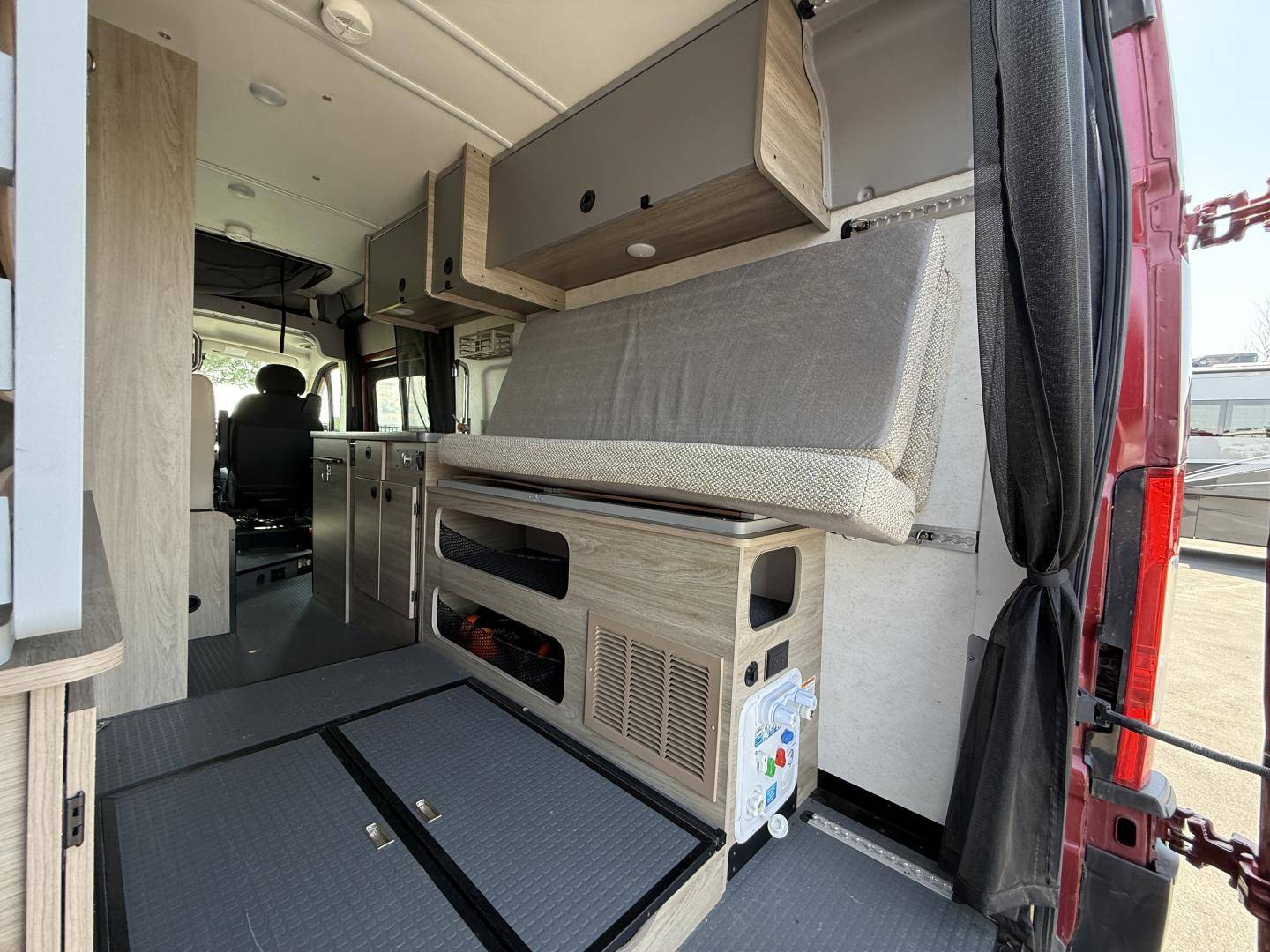 2023 Winnebago 2023 Winnebago Solis - thumbnail 12