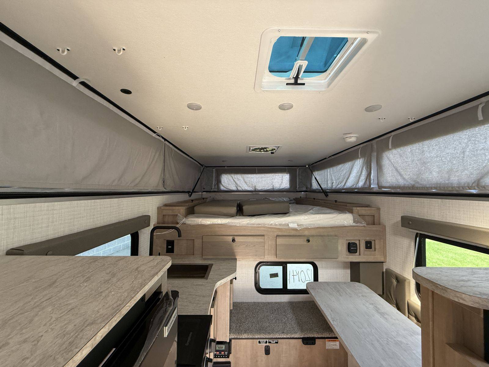 2026 Palomino 2026 Palomino Real Lite - thumbnail 12