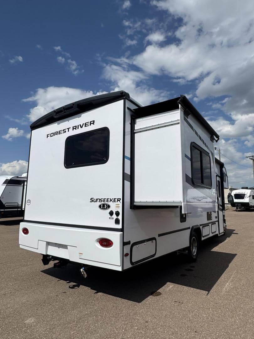2026 Forest River RV 2026 Forest River RV Sunseeker - thumbnail 5