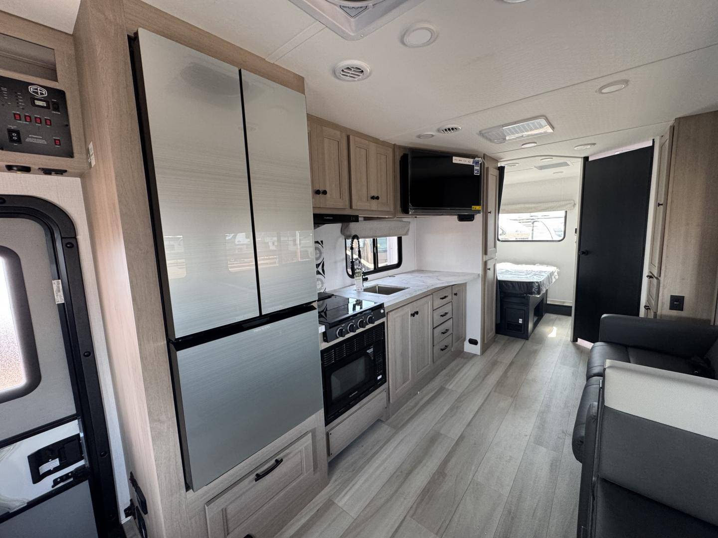 2026 Forest River RV 2026 Forest River RV Sunseeker - thumbnail 9