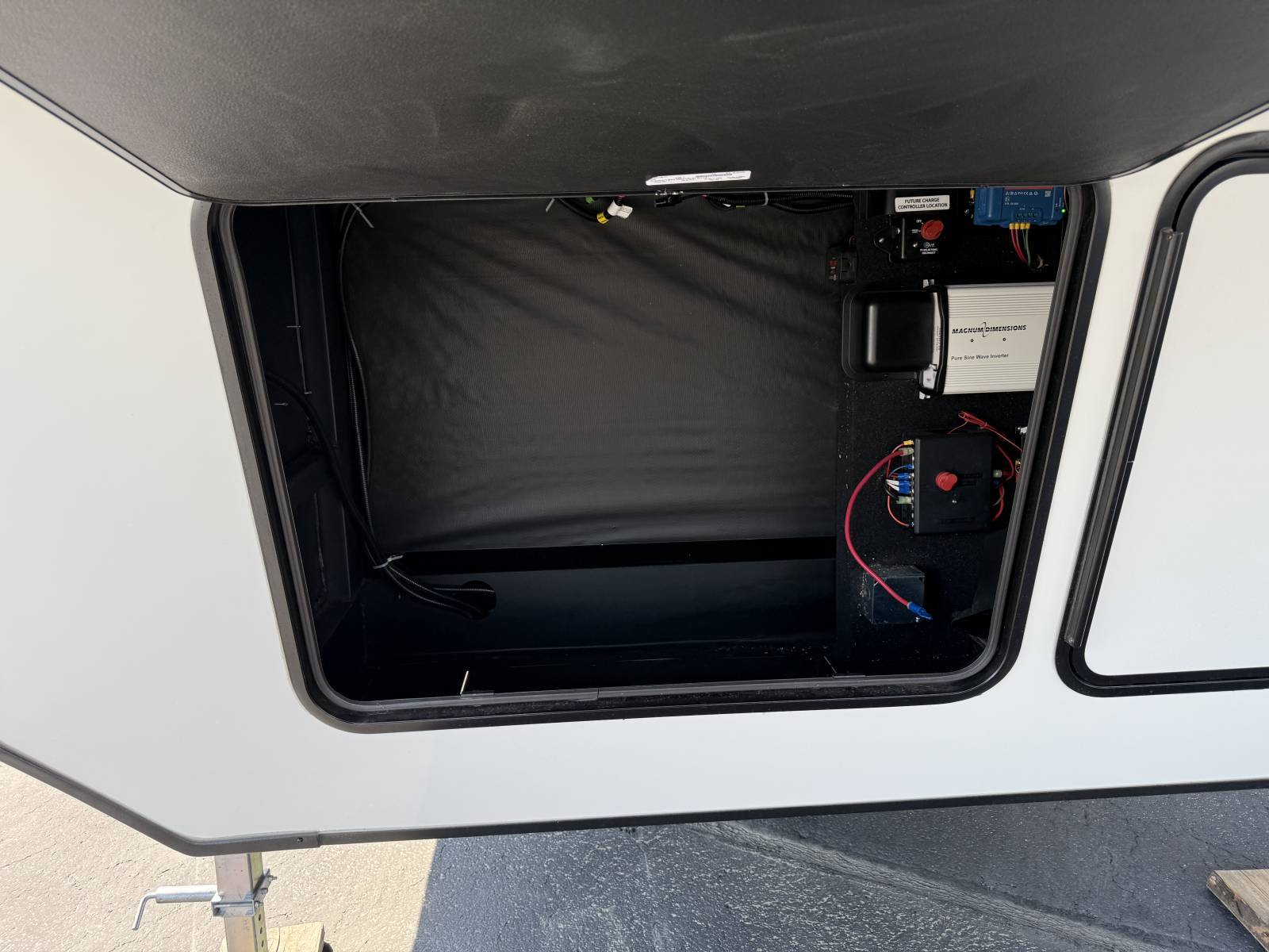 2026 Keystone RV 2026 Keystone RV Montana High Country - thumbnail 8